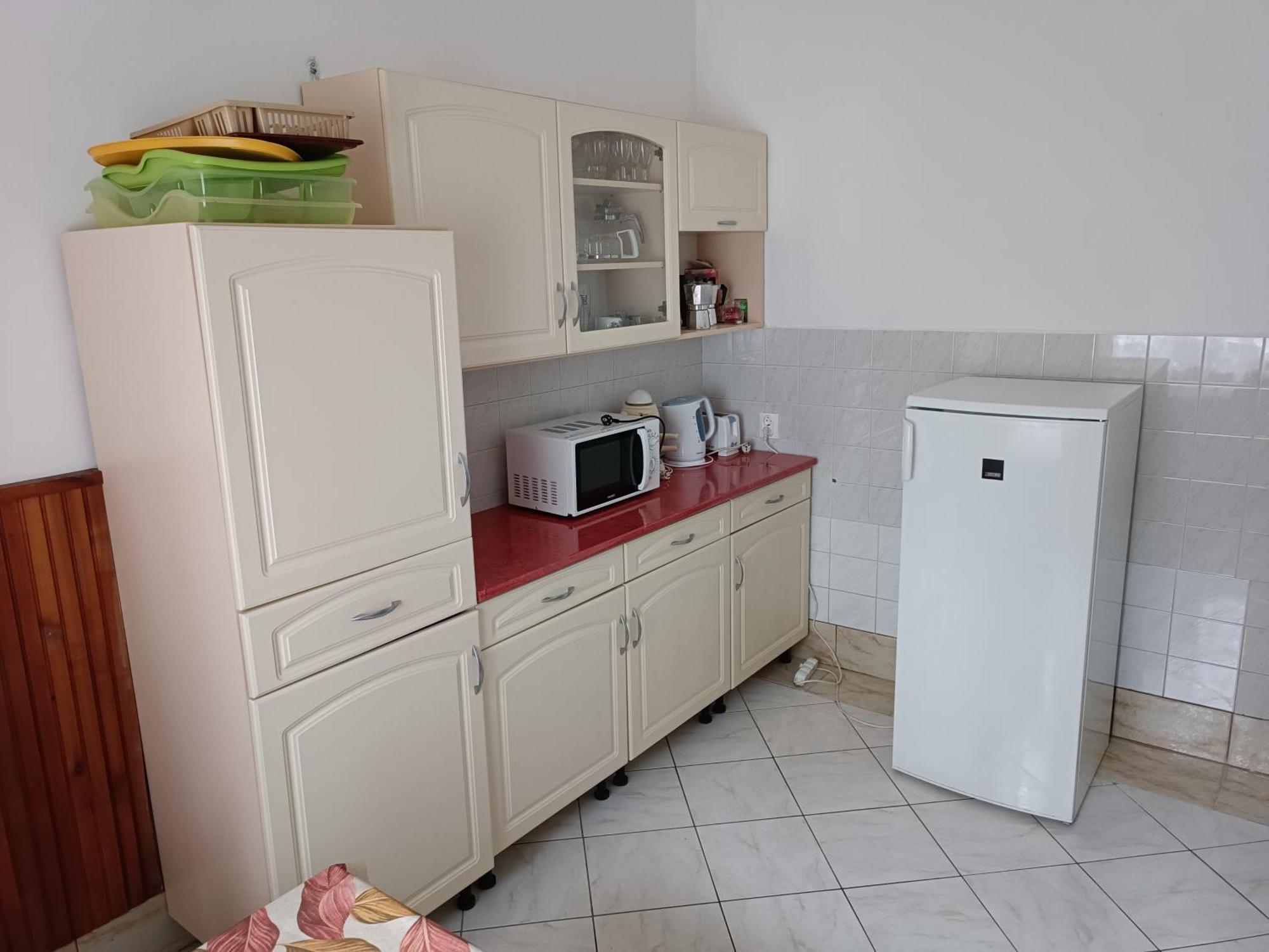 Hethazpuszta Erdeszlak Hotel Isztimér Екстериор снимка